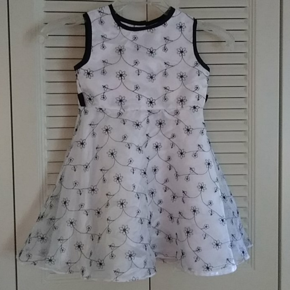 Little girls Party dress